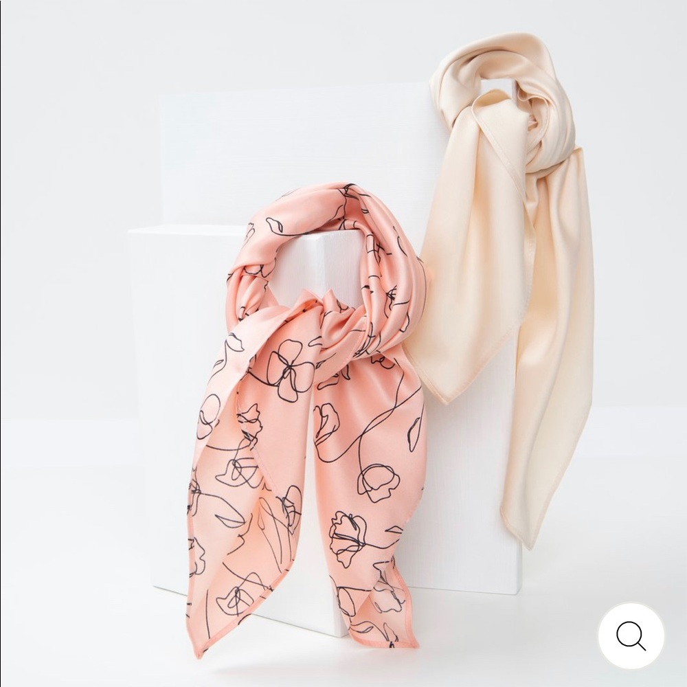 🥳HOST PICK!!!🥳🌸LARK & IVES MINIMALIST HAIR SCARF BUNDLE!🌸